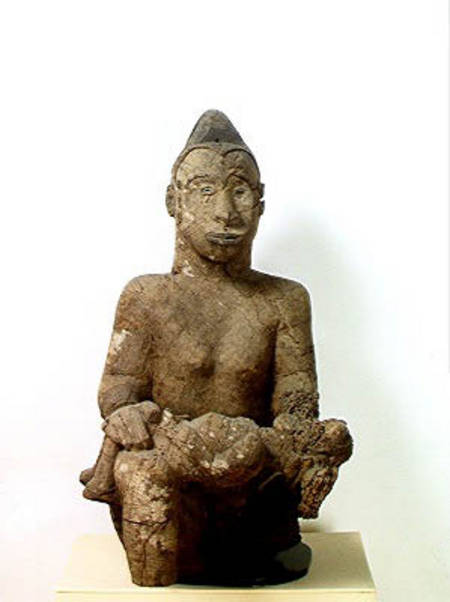 Ibo statue of a Woman with a Child de African