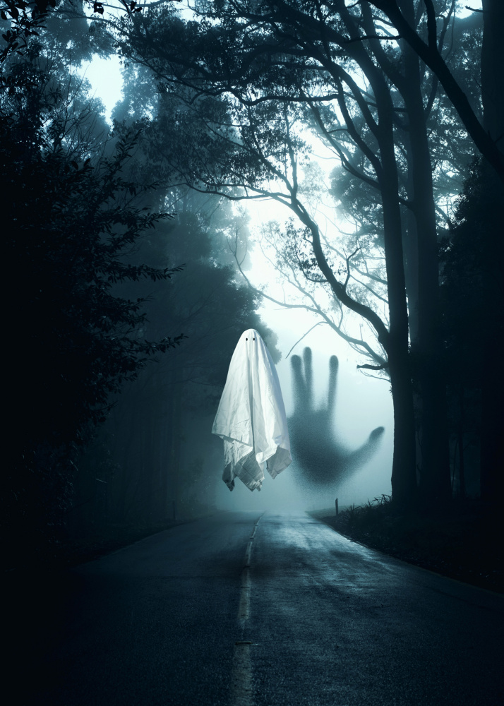 Ghost Halloween In The Dark Road de Al Barizi