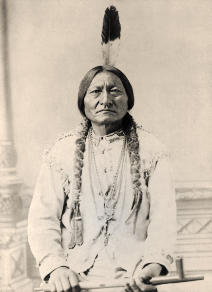Sitting Bull (b/w photo)  de American Photographer