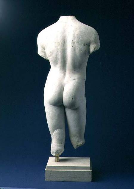 Roman male torso of a youthful figure de Anonymous