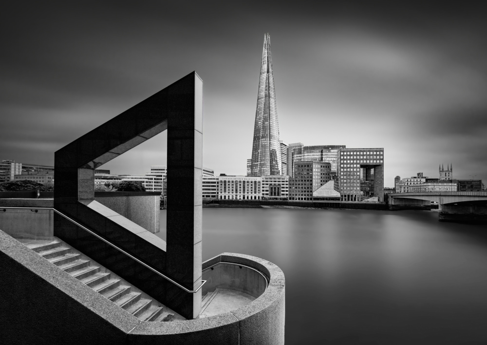The Shard &amp; the staircase de Antoni Figueras