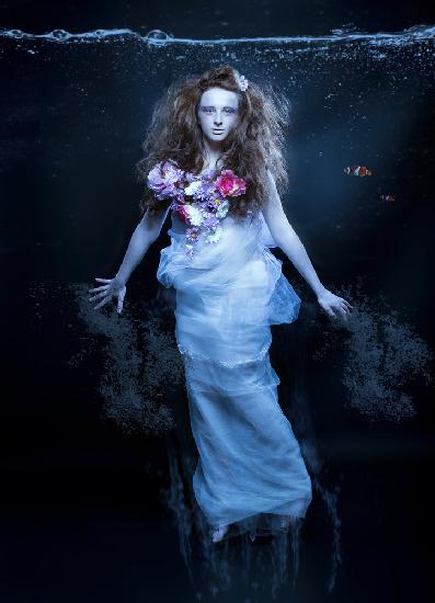 Underwater Bride