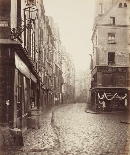 Paris: Blick in die Rue St