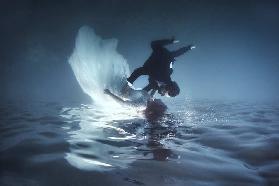 Underwater trash the dress