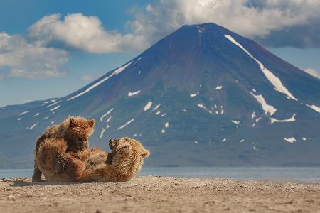 Breakfast overlooking the volcano