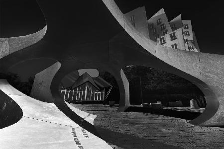 Memorial &amp; building