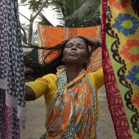 stolen moments in the outskirts of Kolkata