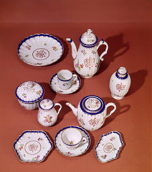 Part of a Worcester monogrammed tea service, c.1775 (porcelain) de English School