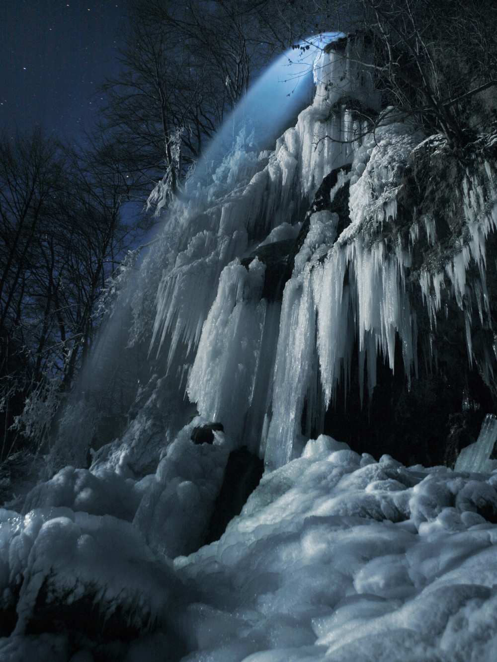 Eisfall im Mondlicht de Franz Schumacher
