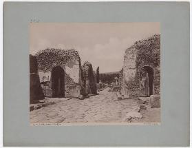 Pompeii: Gate of Herculaneum, No. 5074