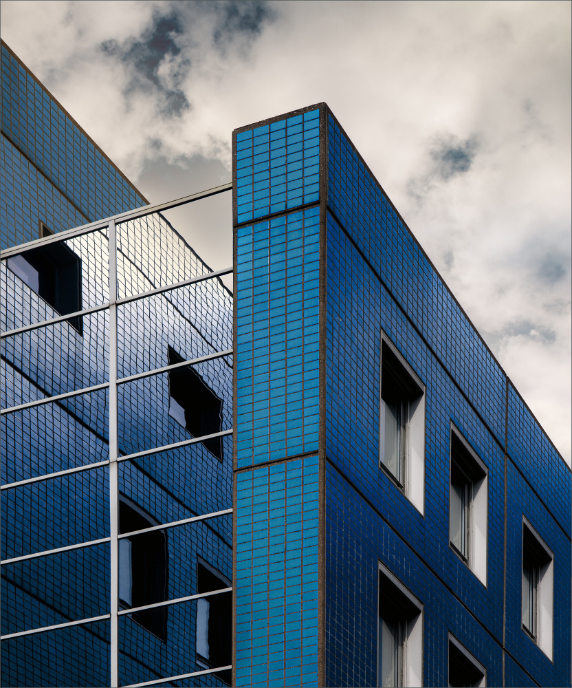 Blue facade de Gilbert Claes