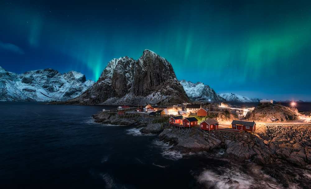 Dancing over Hamnoy de Javier De la