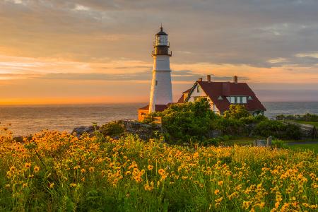 Lighthouse sunset