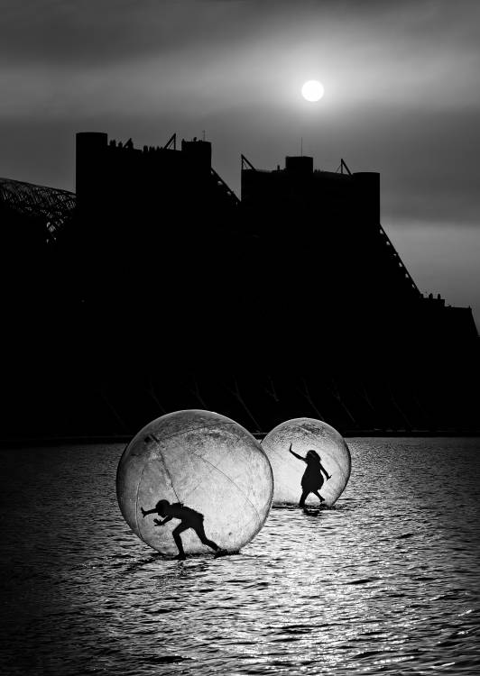 Games in a bubble de Juan Luis Duran