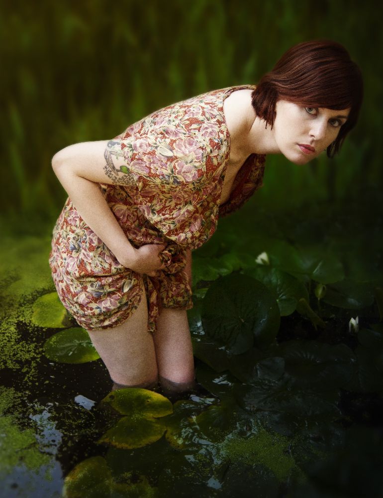 Carly amongst the water lillies de kenp