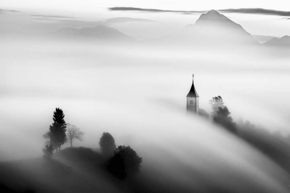 In the clouds de Lubos Balazovic