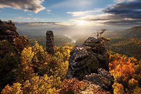 Autumn in the Rocks