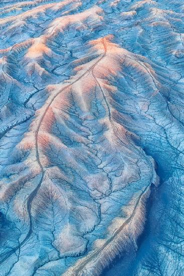 Curves in Badlands