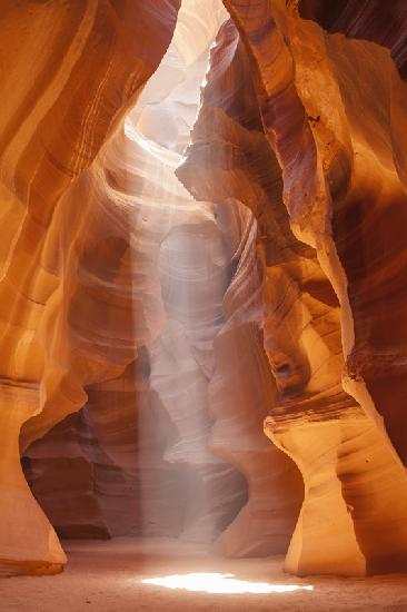 ANTELOPE CANYON Rayo de luz único