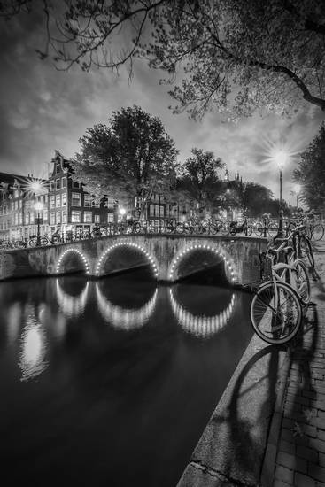 AMSTERDAM Keizersgracht Idilio nocturno | Monocromo