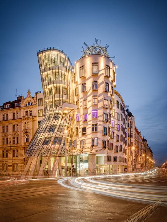 Tanzendes Haus in Prag de Michael Valjak