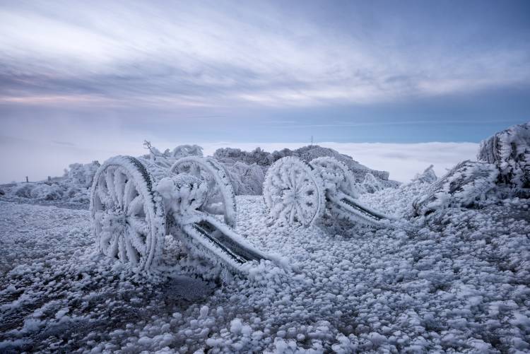 Winter on Shipka Peak de Milen Dobrev