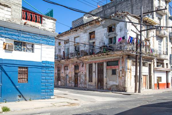 Street in Havana, Cuba. Havanna, Kuba de Miro May