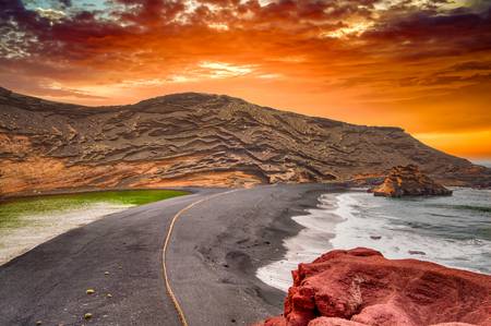 El Golfo, Lago Verde auf Lanzarote, Kanarische Inseln, Landschaft Kanaren