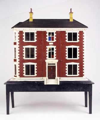 'Ivy Lodge', a rural style dollshouse, view of the front, English, 1886 (mixed media) (see also 1252 de 