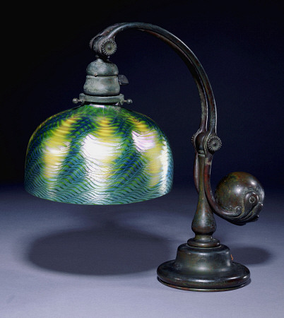 A Favrile Glass And Bronze Counter Balance Lamp,  Circa 1900-10 de 