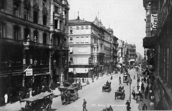 Berlin,Friedrichstrasse to the North de 