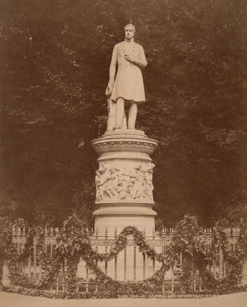 Friedr.Wilh.III.-Denkmal im Tiergarten de 