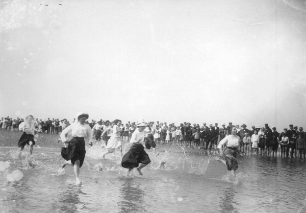 Travel / Sea bathing in Buesum 1911 de 