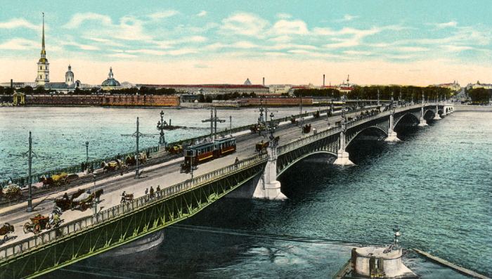 St Petersburg , Trinity Bridge de 