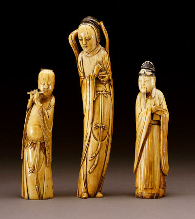 Three Ivory Figures Of Immortals de 