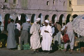 Vendors on the market place (photo) 