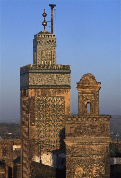 View of the minaret (photo)  de 
