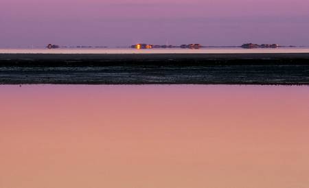 Blick auf die Hallig Inseln im Abendlicht