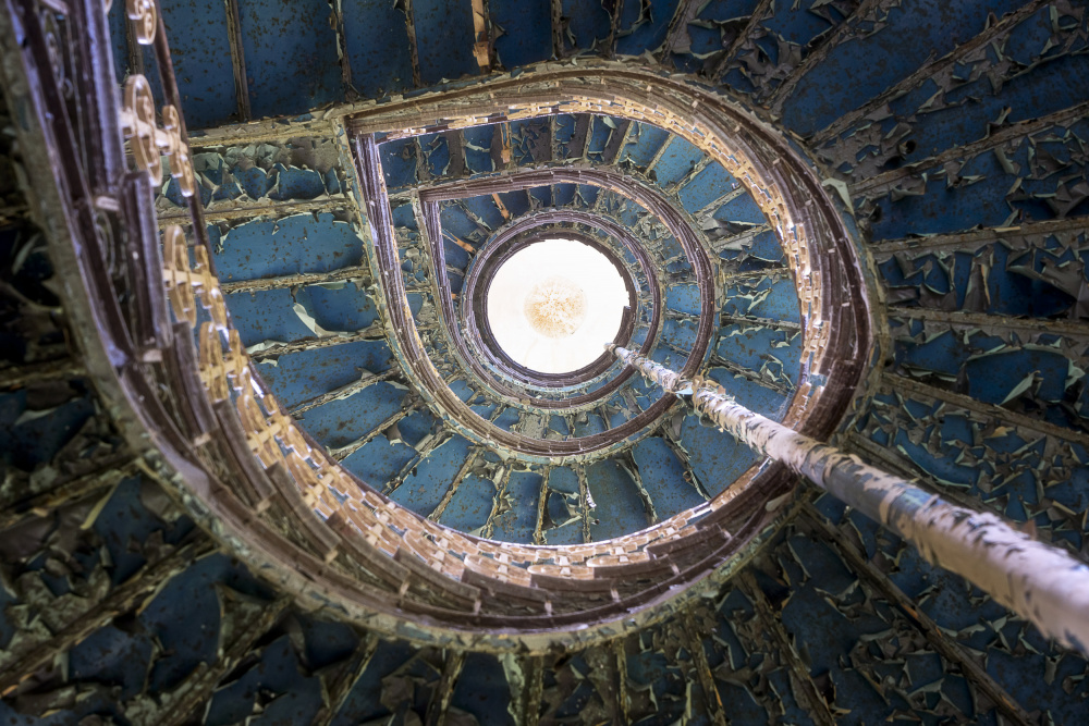 Blue Staircase de Roman Robroek