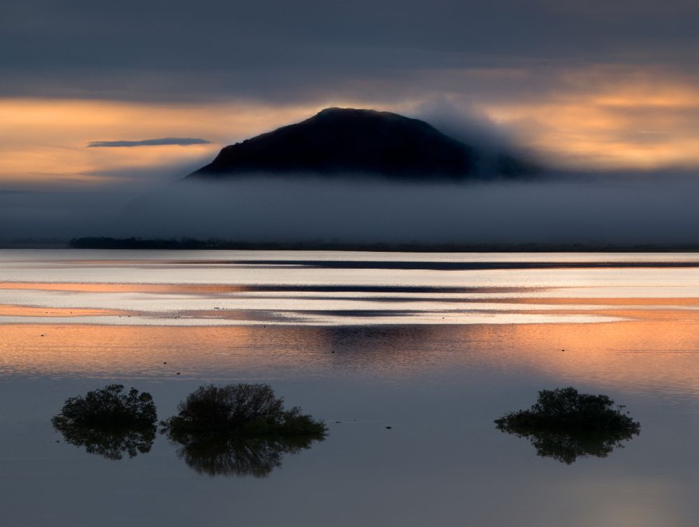 Evening lake de Shenshen Dou