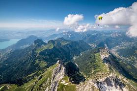 Flying above La Tournette with Francis Boehm "Bimbo"