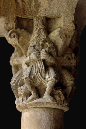 Detail of a capital in the cloister Sant Pere de Galligants