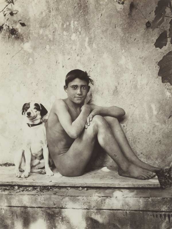 Junge mit seinem Hund, Taormina, Italien de Wilhelm von Gloeden
