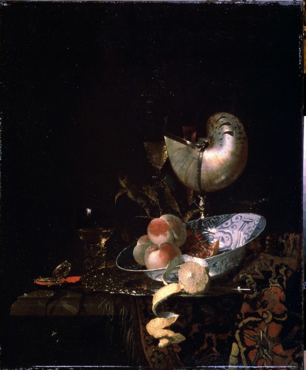 Still life with a moother-of-pearl goblet de Willem Kalf