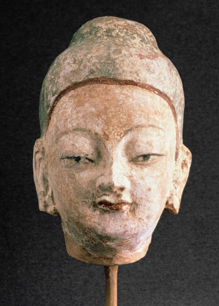 Head of a statue of Buddha, from Bezeklik de Xingjiang